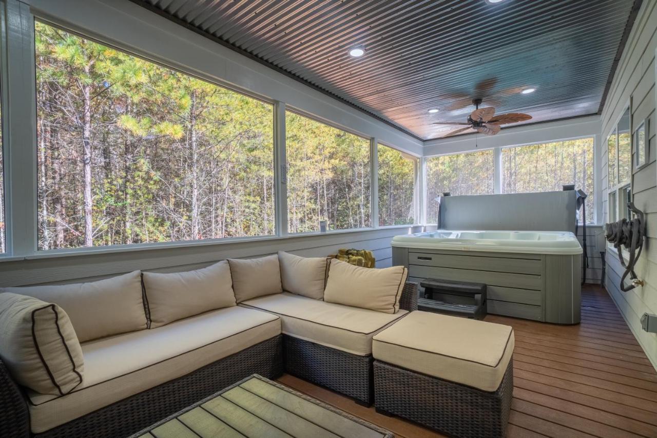 Par-Tee Haus I- Game Room & Hot Tub-Walk To Helen Exterior foto