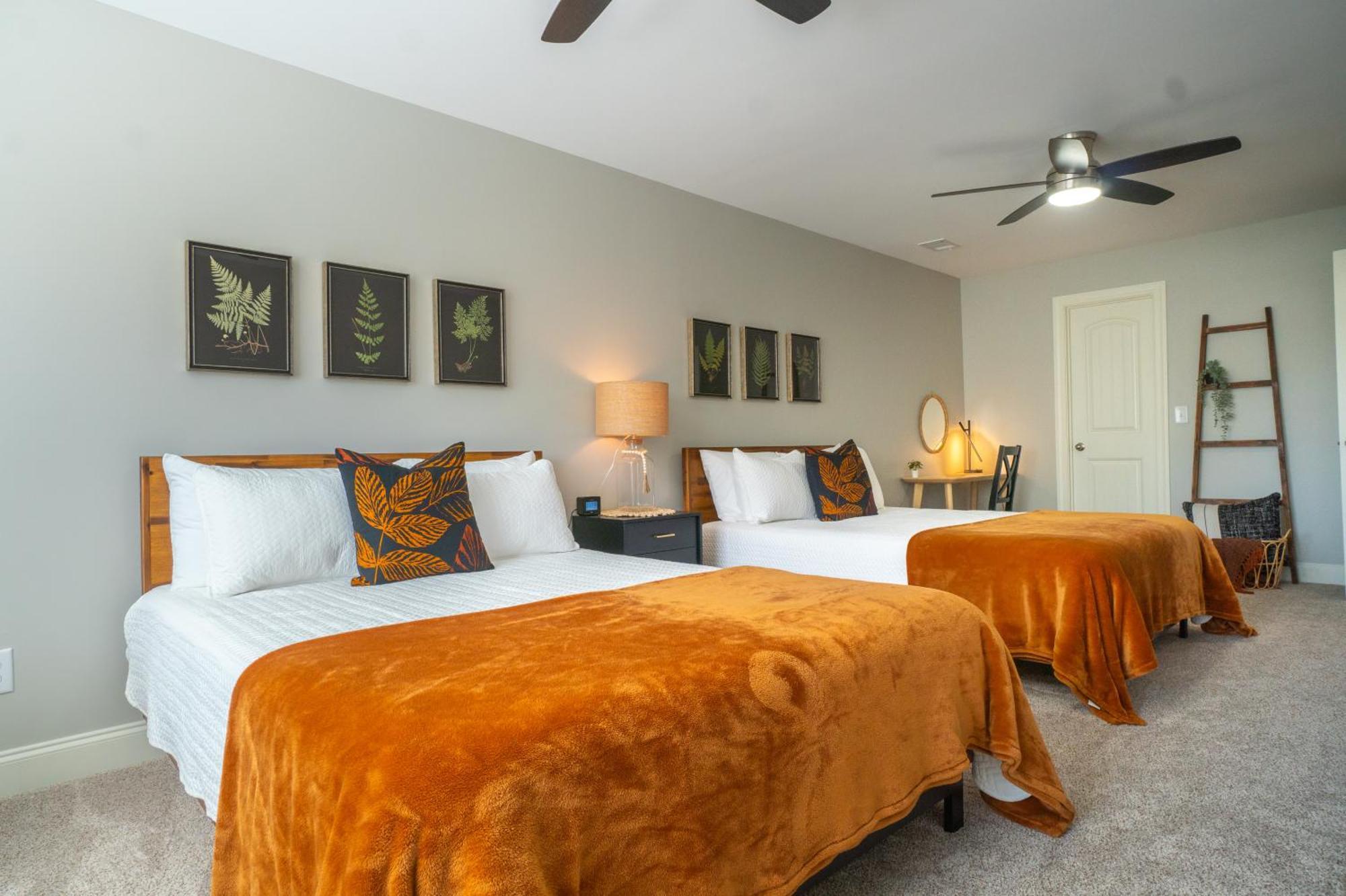 Par-Tee Haus I- Game Room & Hot Tub-Walk To Helen Exterior foto